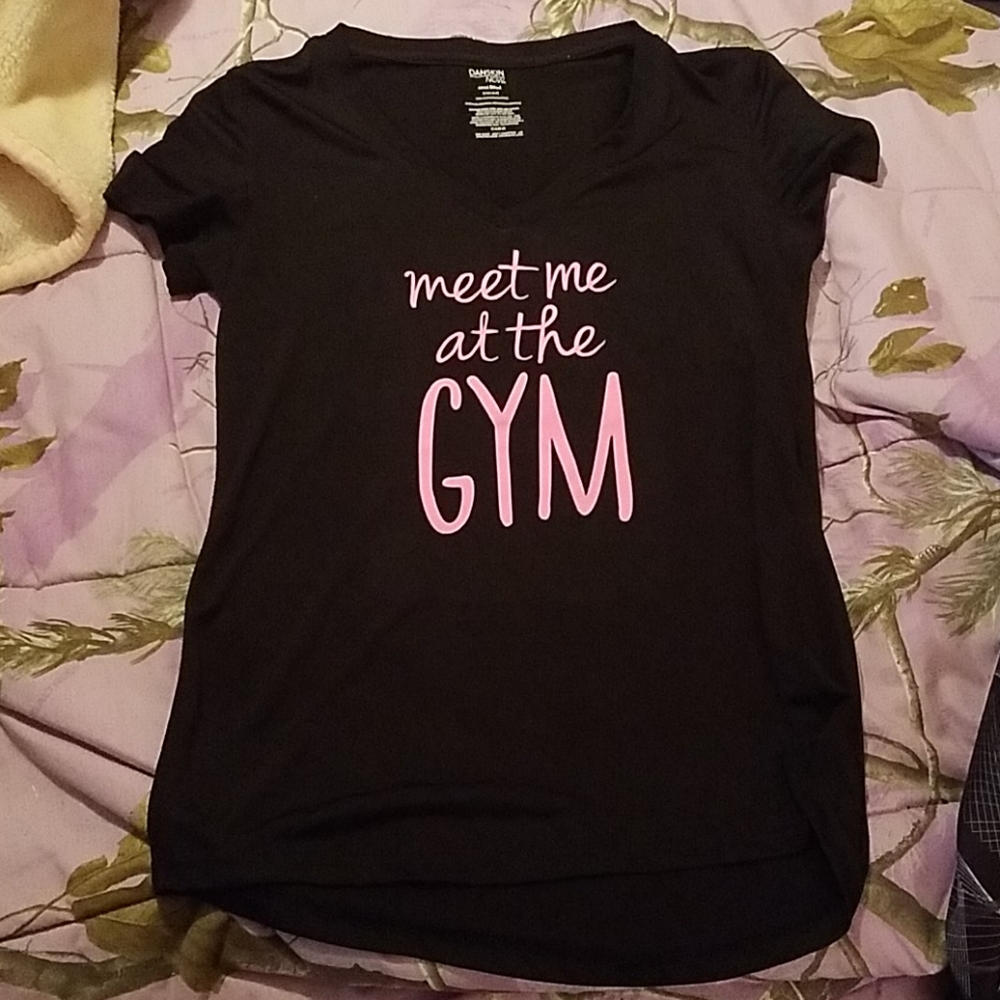 Workout tee